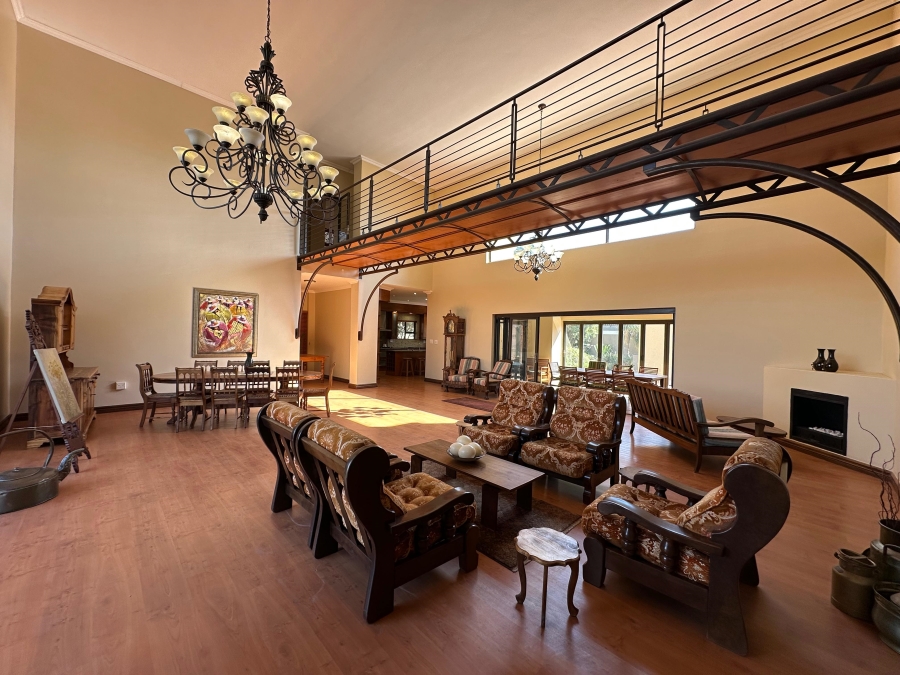 5 Bedroom Property for Sale in Xanadu Eco Park North West